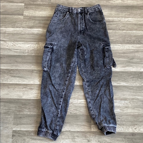 Garage Denim - 💛 Acid Wash Cargo Jeans